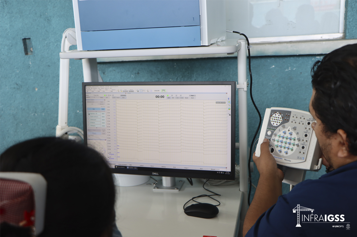 En el #DíaInternacionalDeLaSordoceguera, destacamos un avance clave del <a href="/IGSS_gt/">IGSS GT</a>
Con el apoyo de UNOPS, en 2023 y 2024 se incorporaron equipos de última generación que integran tecnología esencial para mejorar el diagnóstico de la sordoceguera y otras condiciones complejas.