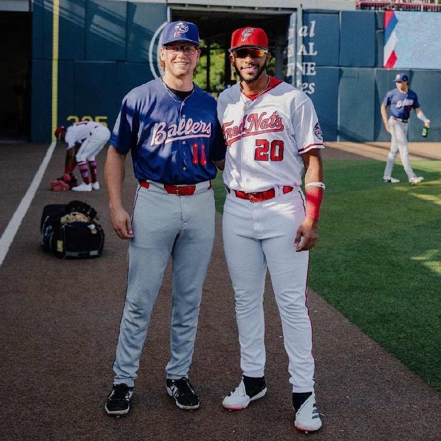 IndStBaseball's tweet image. Just a couple of #ProTrees hanging out and reconnecting!
Great to see @rvndal28 and @Magill_Grant take the field again and special thanks to Randal for sending in the images!
#MarchOn