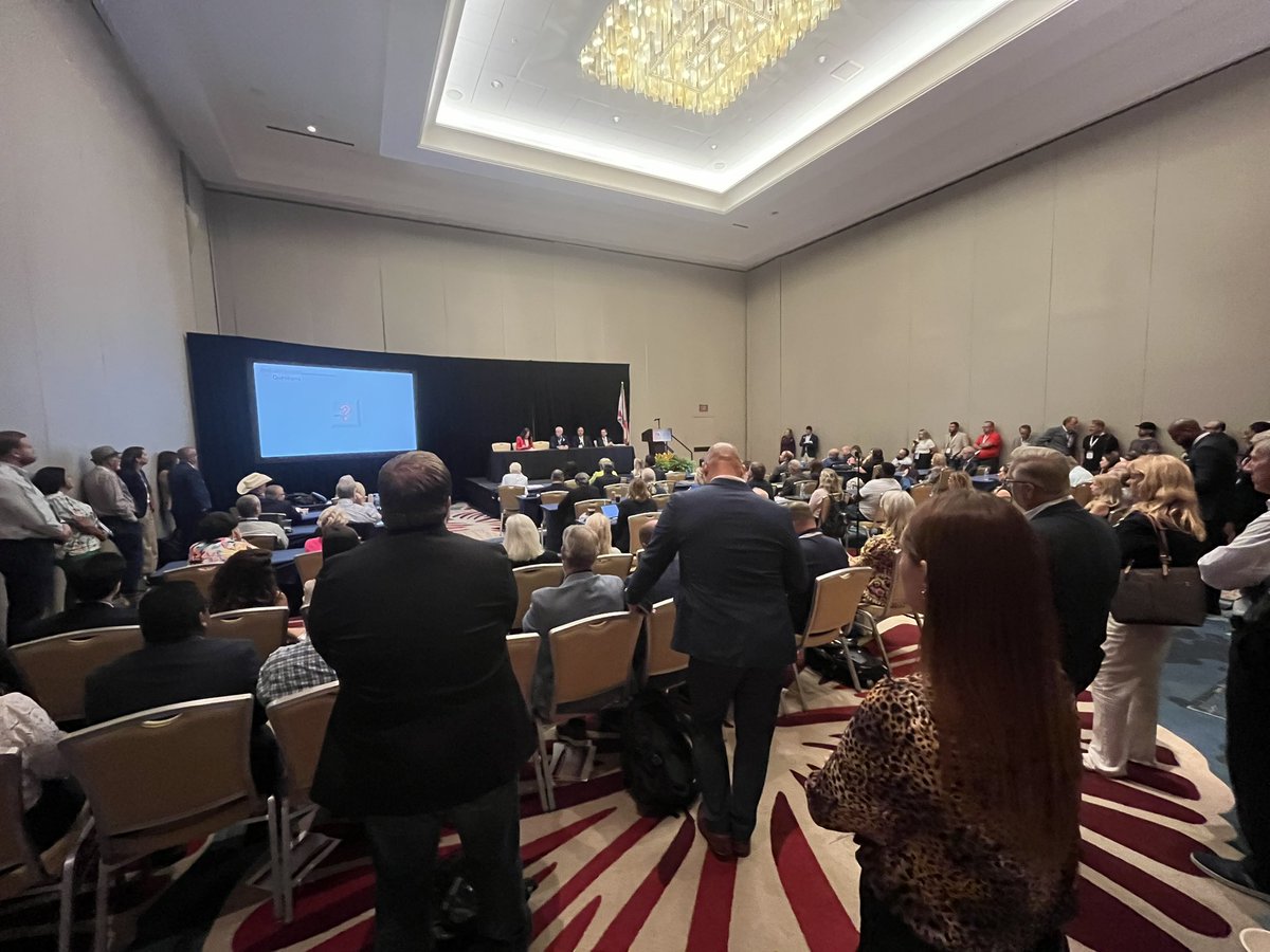 DOGEFla's tweet image. Eric Soskin, Director of Florida DOGE, shared @GovRonDeSantis’ vision to stop waste, fraud, and abuse with county commissioners and staff from across the state at the Florida Association of Counties conference.
Thank you to the Commissioners from Lake, Taylor, and Hillsborough…