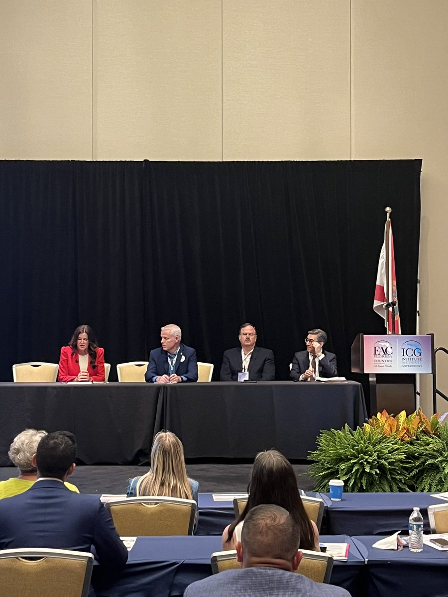 DOGEFla's tweet image. Eric Soskin, Director of Florida DOGE, shared @GovRonDeSantis’ vision to stop waste, fraud, and abuse with county commissioners and staff from across the state at the Florida Association of Counties conference.
Thank you to the Commissioners from Lake, Taylor, and Hillsborough…