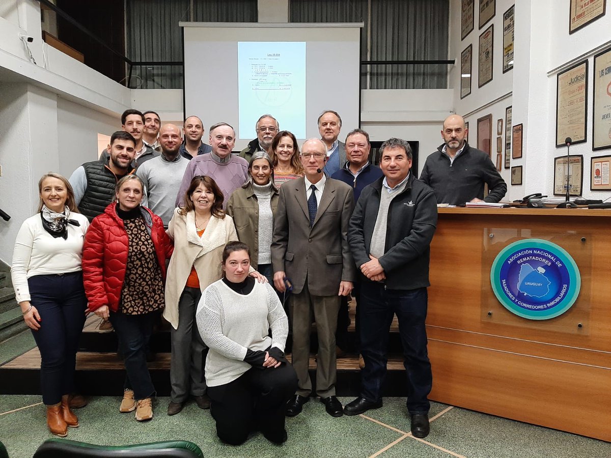 Ayer se realizó una nueva disertación sobre “Dinámica de Propiedad Horizontal”.

Agradecemos a Abril Pérez por su exposición.

También aprovechamos de agradecer a todos los colegas que se acercaron a la ANRTCI y a los socios de todo el país que participaron de forma virtual.