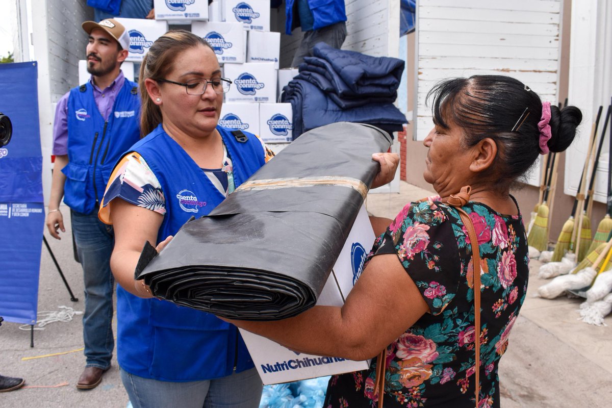 Maru Campos (@marucampos_g) on Twitter photo Desde ayer, instruí a todas las secretarías a estar cerca de las familias afectadas y atender las necesidades que se han presentado por el impacto de las lluvias en distintos municipios.
En Ciudad Juárez, se activó el Plan DN-III en coordinación con la <a href="/Defensamx1/">@Defensamx</a>, para apoyar a Desde ayer, instruí a todas las secretarías a estar cerca de las familias afectadas y atender las necesidades que se han presentado por el impacto de las lluvias en distintos municipios.
En Ciudad Juárez, se activó el Plan DN-III en coordinación con la <a href="/Defensamx1/">@Defensamx</a>, para apoyar a