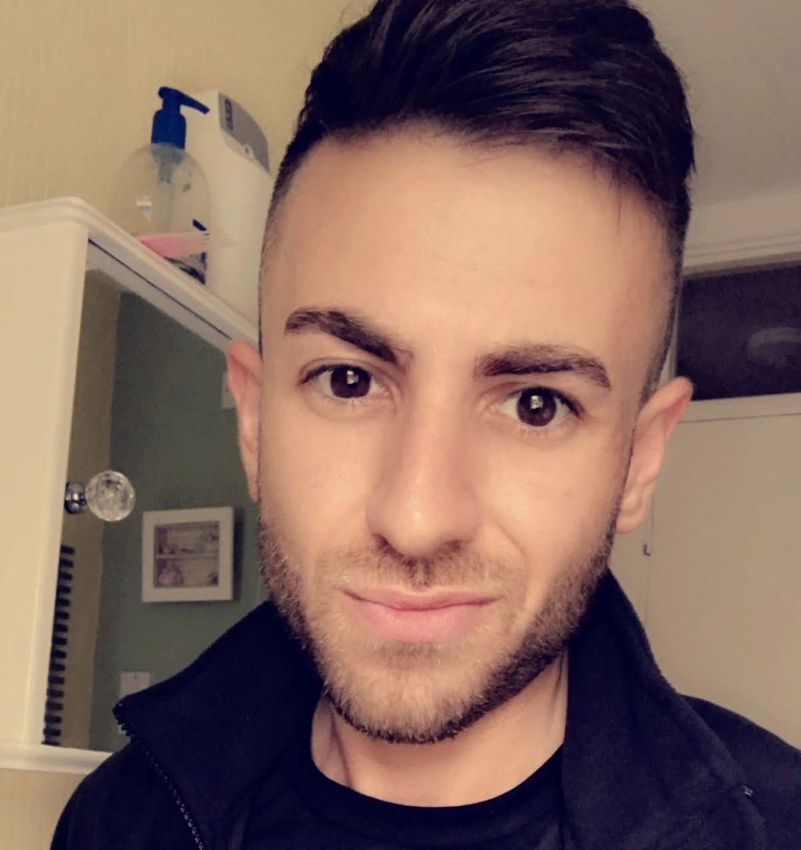 FrisbyFree34's tweet image. Even on your worst days;

Try smiling.