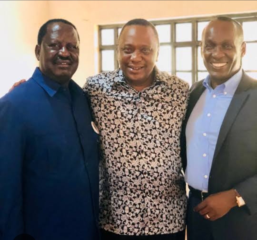 Levi_Eyaru's tweet image. Fredie, 
Be serious bro.

Capt, Mukula a man who convinced the  entire government of @GovUganda, the president and the entire UPDF @MODVA_UPDF to involve/recruit the #ArrowBoys in the fight against #LRA's Joseph Kony in Teso can't be sold to the president by anybody in this