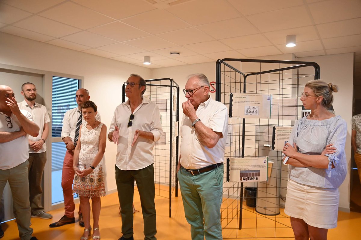 fabien_bazin's tweet photo. Présent aux côtés de l’association Le Fil d’Ariane pour l’inauguration de leurs nouveaux locaux. Un lieu essentiel pour l’écoute, le lien et l’accompagnement. Le @CD58 est fier de soutenir cette belle mission de solidarité. #Nièvre #Solidarité #FilDAriane https://t.co/fv8wjdY20D
