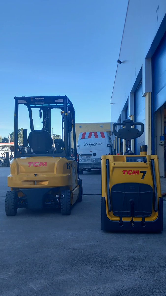 #traspaletas
#carretillaselevadoras
#lejarzamaquinaria 
#solucionesenmarcha