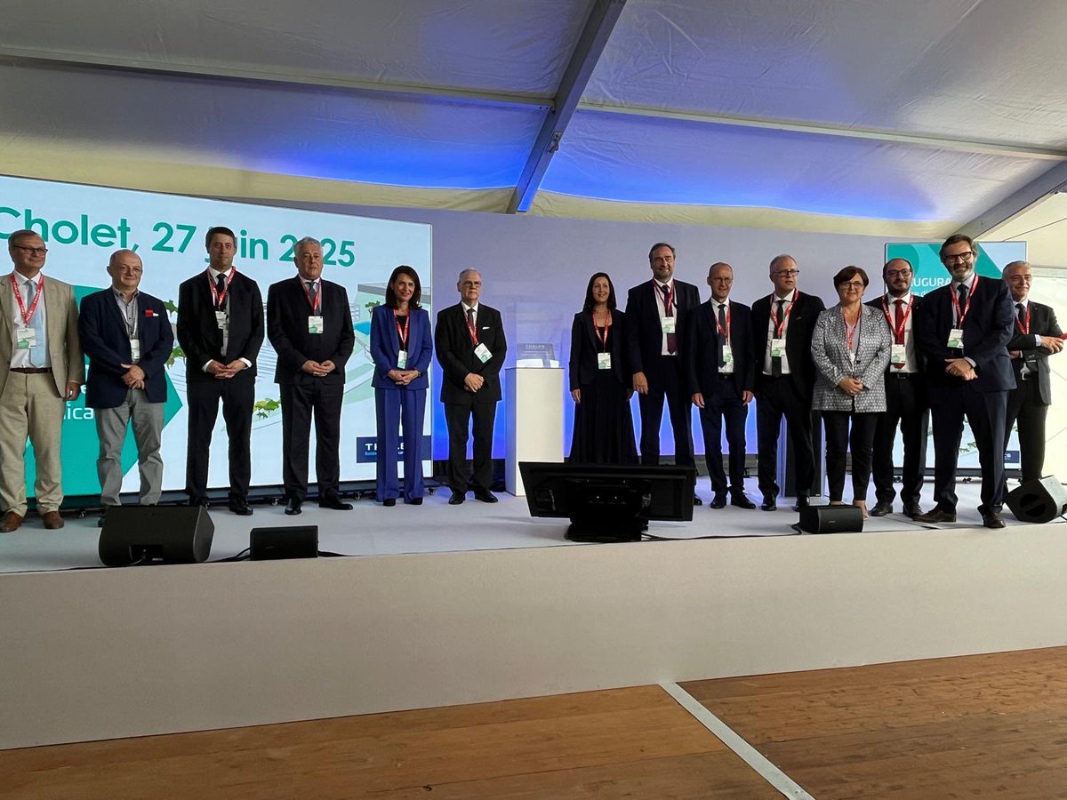 Emmanuel Capus (@emmanuelcapus) on Twitter photo Inauguration du nouveau Centre d’Excellence et du Hub logistique de <a href="/thalesgroup/">Thales Group</a> à <a href="/choletagglo/">Cholet, Ville et Agglomération</a>. Cet investissement de 70M€ porte ce centre technologique au meilleur niveau mondial ! Il pourra ainsi répondre à l’accroissement de la demande due aux contexte géopolitique actuel. Inauguration du nouveau Centre d’Excellence et du Hub logistique de <a href="/thalesgroup/">Thales Group</a> à <a href="/choletagglo/">Cholet, Ville et Agglomération</a>. Cet investissement de 70M€ porte ce centre technologique au meilleur niveau mondial ! Il pourra ainsi répondre à l’accroissement de la demande due aux contexte géopolitique actuel.