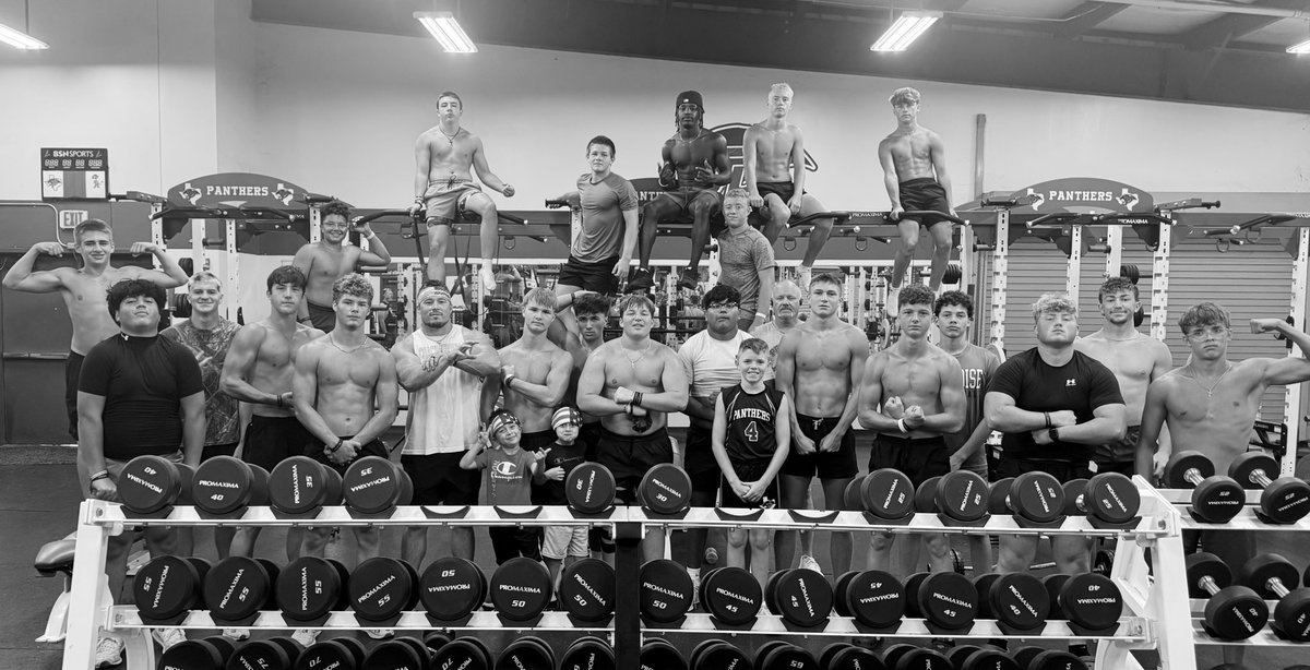 How much ya bench?

Paradise Bench Press Club Week 4

#TheIronClaw
