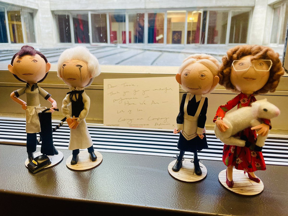 My little friends will be with me forever…. 
Thanks sooooo much . Cant believe the detail. I have the cafe everything hostess one at home already. Absolutely delighted and honoured. What a lucky girl I am. 
😭
