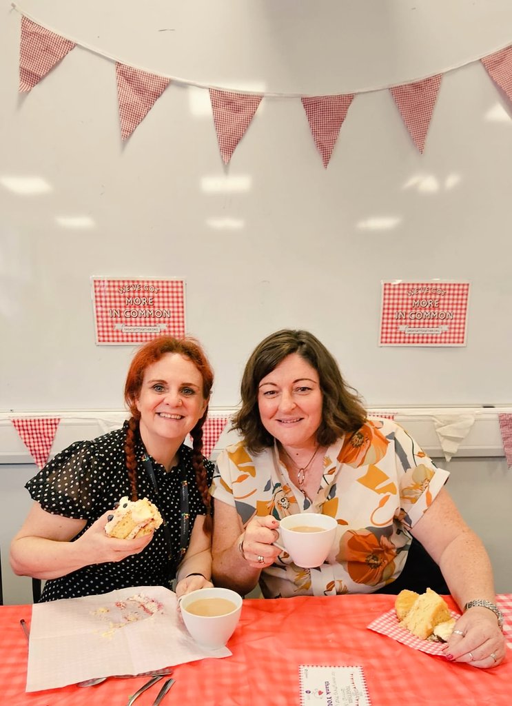 TheYorkshireRo2's tweet image. Today as part of the @Trinityteach ITT interviews, we were delighted to join the Batley Bake Off at @UBHSCHOOL. The candidates were able to come & sample the cakes, as were the interviewing team Emma, Katy & Rebecca. @CKTSHub @NatInstTeaching @BatleyTrust @getintoteaching #jocox