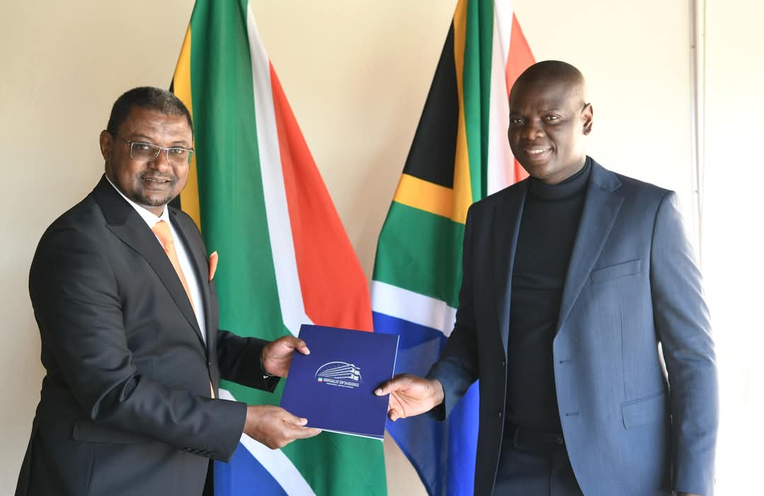 The Ministry of Foreign Affairs of #Ethiopia 🇪🇹 (@mfaethiopia) on Twitter photo Ambassador Delil Kedir met with Minister of the Department of International Relations and Cooperation of the Republic of #SouthAfrica, <a href="/RonaldLamola/">Minister: International Relations and Cooperation</a>, earlier today. Discussions covered ways of further strengthening the bilateral relations between the two countries. Ambassador Ambassador Delil Kedir met with Minister of the Department of International Relations and Cooperation of the Republic of #SouthAfrica, <a href="/RonaldLamola/">Minister: International Relations and Cooperation</a>, earlier today. Discussions covered ways of further strengthening the bilateral relations between the two countries. Ambassador