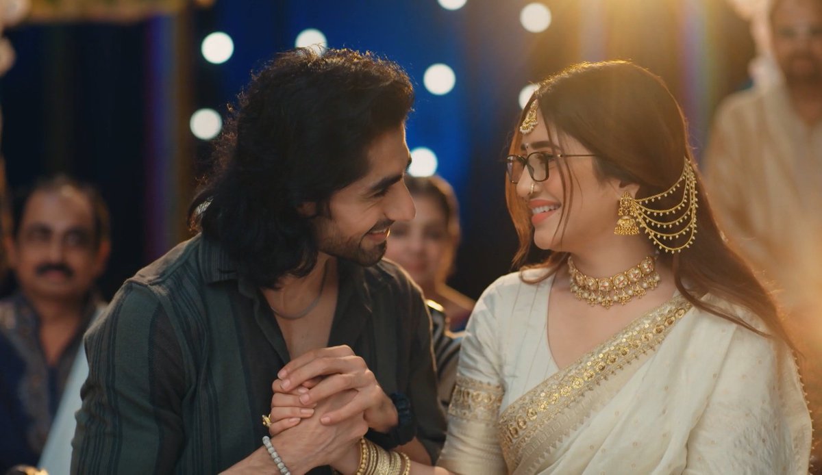 therandomvibesz's tweet image. their falling in love phase is gonna serve  #balh4