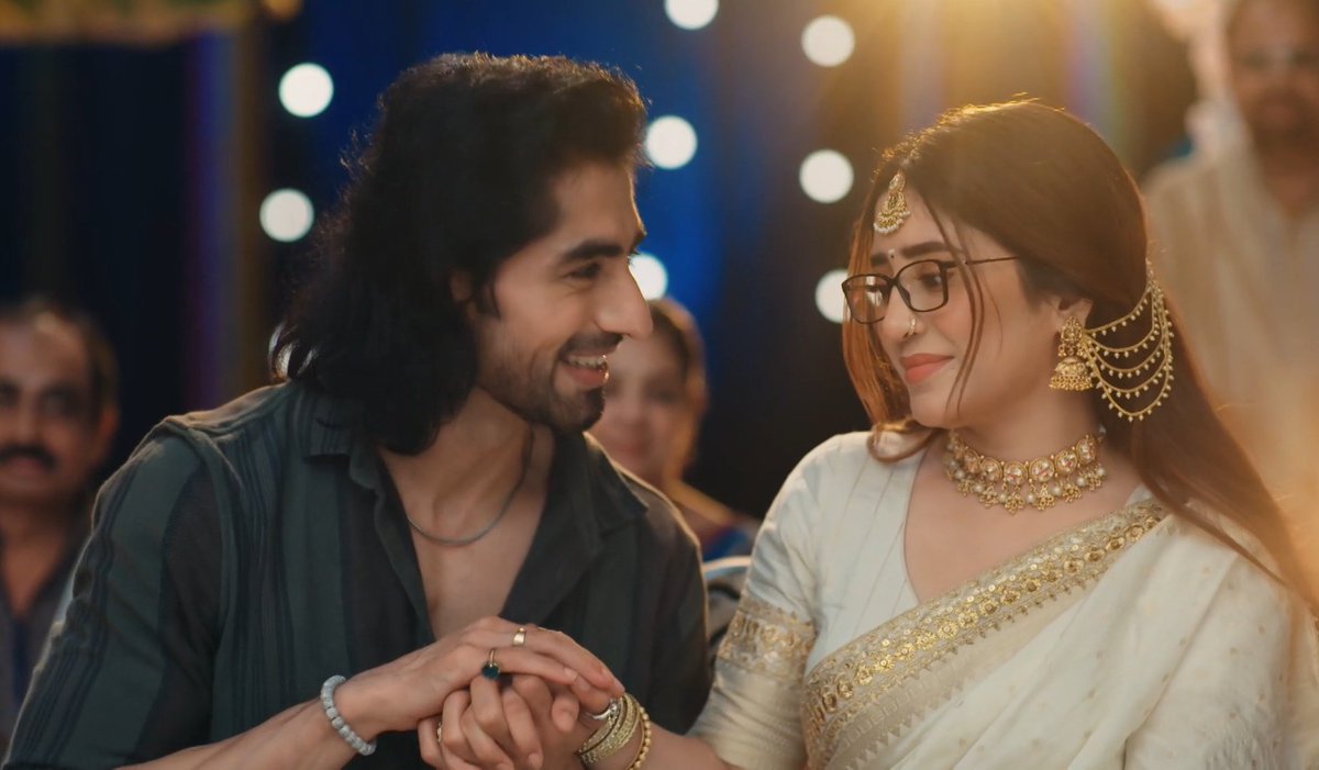 therandomvibesz's tweet image. their falling in love phase is gonna serve  #balh4