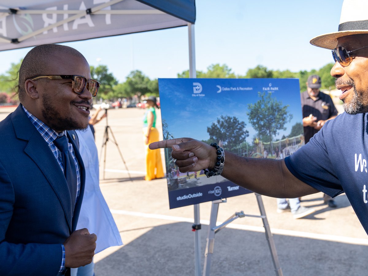 VentonJonesTX's tweet image. Another Major Win in House District 100! 🌳: After more than 50 years of broken promises, we are finally making real progress on restoring our community's park in South Dallas.
I am proud to have led the fight in the Texas House alongside State Senator @RoyceWestTX in the…