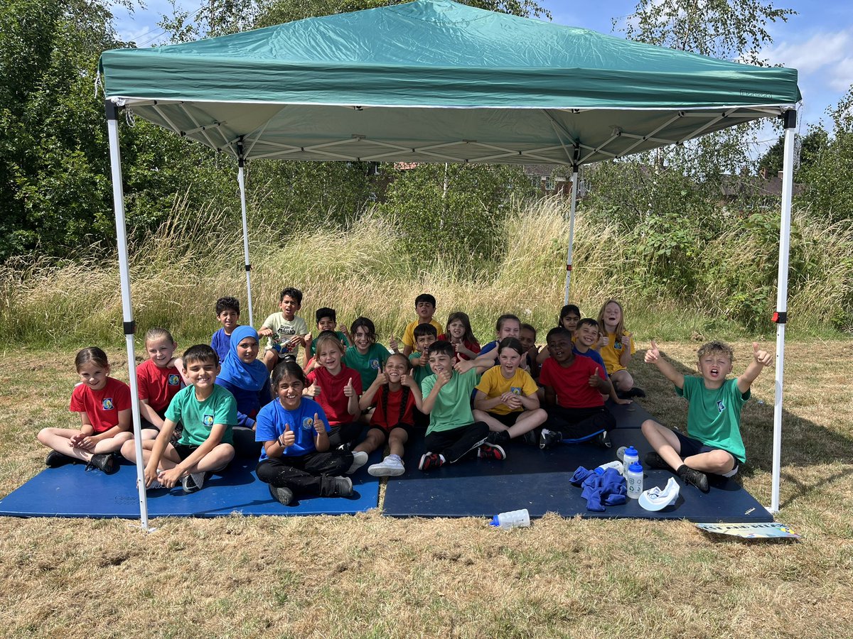 Samantha Hudson tweet media