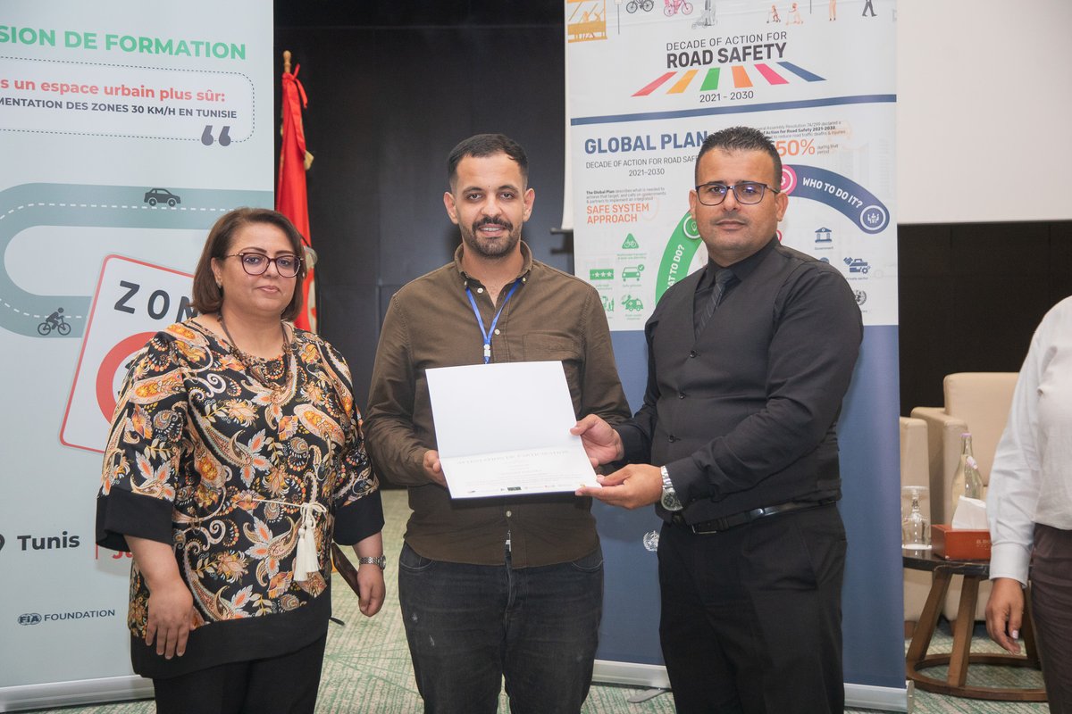 les_routiere's tweet photo. 👏 Our training on 30 km/h zones in Greater Tunis wrapped up successfully!
85+ engineers & technicians received certificates 🎓
Next step: real action & pilot projects on the ground! 🚸🌍
#RoadSafety #UrbanMobility #ChildHealth #SafeStreetsForAll @FIAFdn https://t.co/htVFbrXkZj