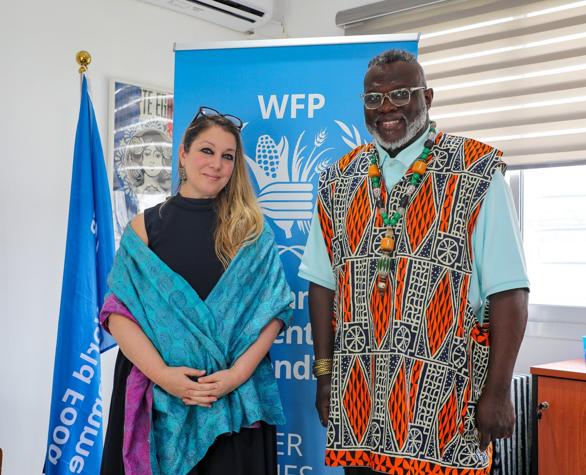 WFP_Cotedivoire's tweet image. Aujourd’hui, @WFP_Cotedivoire a eu le plaisir d’accueillir @AbeganCbooto, Défenseur de bonne volonté de #WFP. Les échanges ont porté sur l’alimentation scolaire, la nutrition et la valorisation des produits locaux pour lutter durablement contre l’insécurité alimentaire en 🇨🇮.