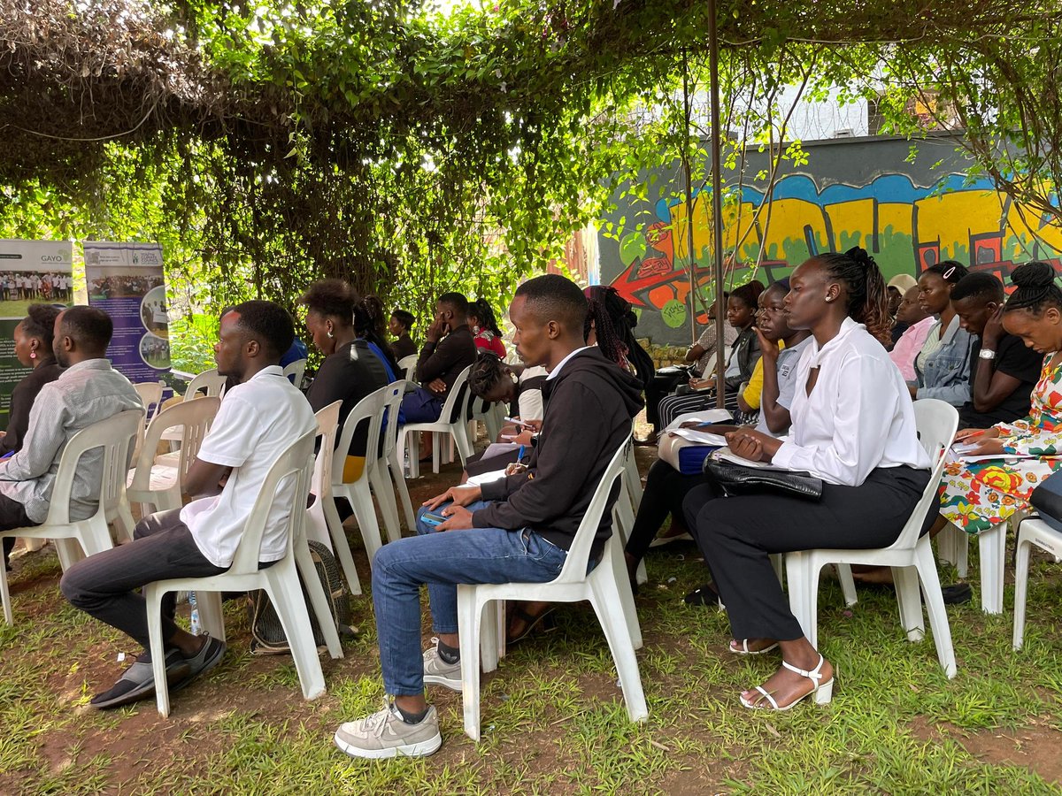 Mbuya2Network's tweet image. Well represented yesterday at the Regional Consultation Of Youth in Central Region by our Team Lead @Mirembe__Winnie at @activecitizensu office with the need to affirm that youth inclusion is fundamental to effective climate action through meaningful inclusion. #YouthInclusion