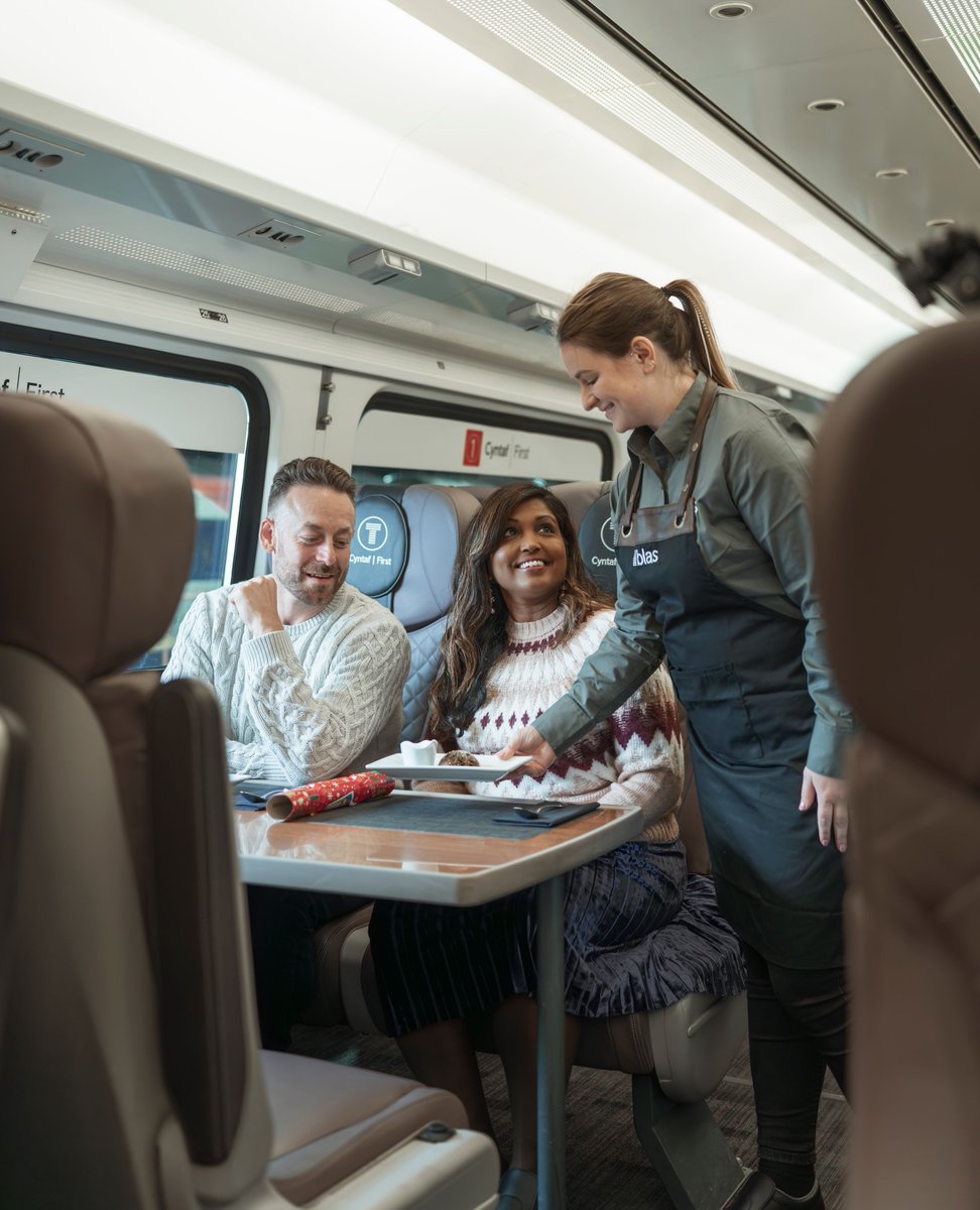 FoodandTravelHQ's tweet image. Enjoy refined Welsh dining with scenic views from just £24.95 on selected First Class journeys with Transport for Wales.

Book now by visiting l8r.it/VOwa, the TfW app, or upgrade an existing ticket using the Seatfrog app by visiting l8r.it/c5C8.

#ad #tfw