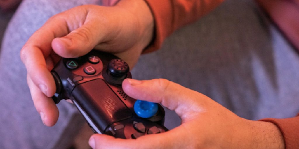 prizee_officiel's tweet image. Voodoo confirme son statut de leader mobile. 📱🥇

👉 Rentable, innovant et désormais aussi présent sur les apps sociales avec BeReal. 😎

➡️ prizee.com/les-chiffres-d…

#SuccessStory #Voodoo #TechFrançaise