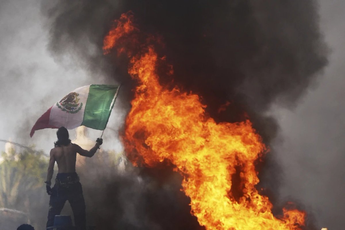 RepSheriBiggs's tweet image. 195 Democrats just REFUSED to condemn the violent LA riots.
Law Enforcement officers were injured. Businesses destroyed. Property damaged. Chaos in the streets.
But the Left couldn’t bring themselves to say it was wrong.
Next time you hear them say “condemn all violence” or…
