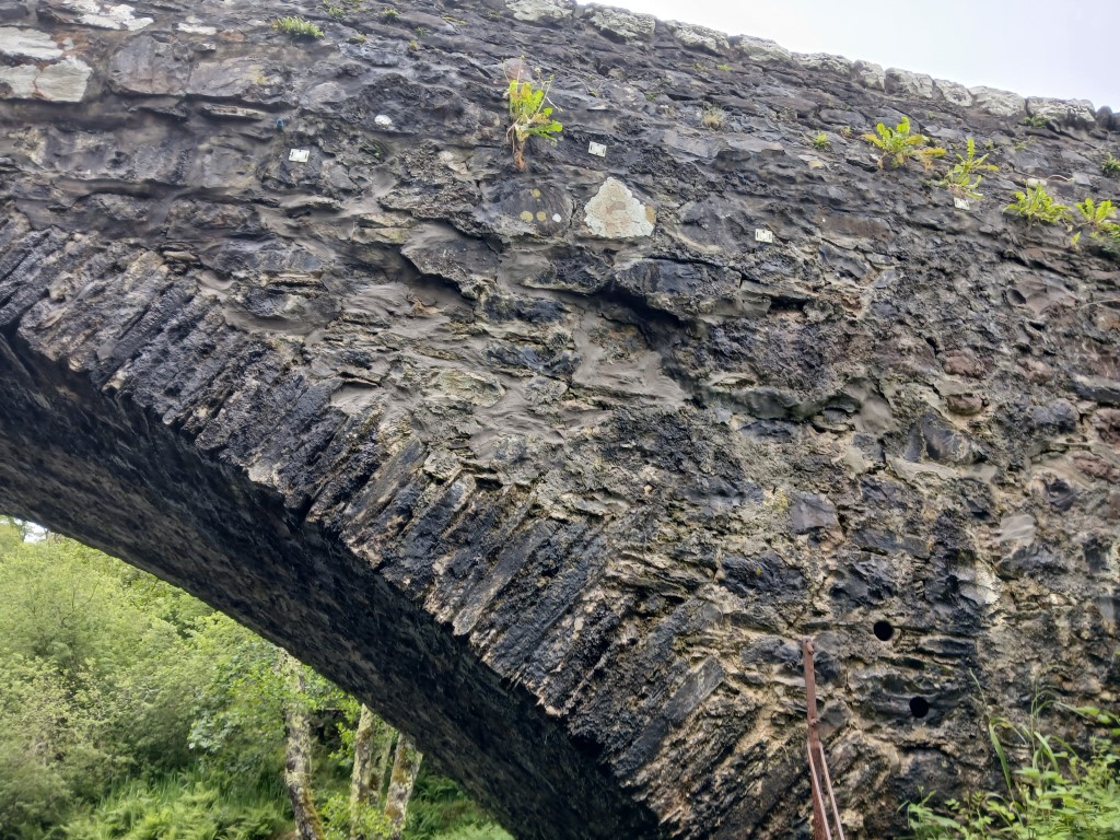 B844 Kilninver Bridge update: There will be overnight closures between 21:00 and 06:00 from Wednesday 2 July to Monday 7 July. Emergency access will be maintained during the night closures. argyll-bute.gov.uk/b844-kilninver…