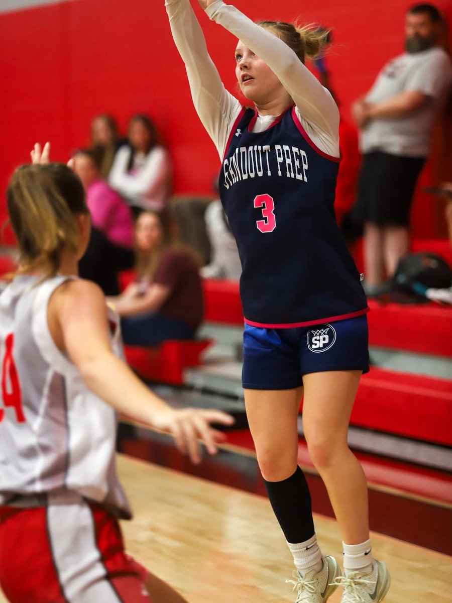 #FollowThroughFriday  #StandoutPrep💪🏽🏀