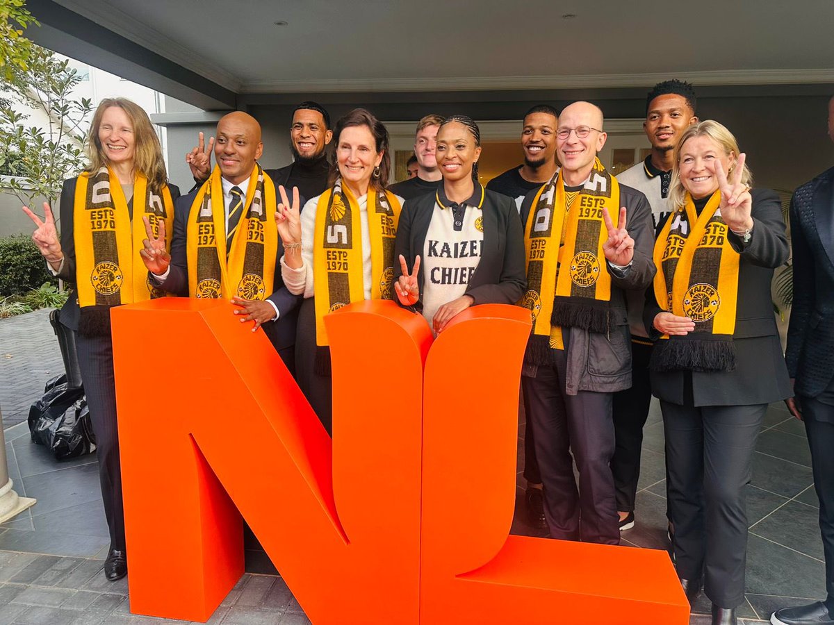 Sandra Kramer ๐ช๐บ (@sandrakramereu) on Twitter photo Wonderful to meet <a href="/KaizerChiefs/">Kaizer Chiefs</a> before their training camp in #Apeldoorn The Netherlands <a href="/NLinSouthAfrica/">Netherlands in SA</a> <a href="/SA_Embassy_NL/">SA Embassy in the Netherlands</a> #Amakhosi4Life Wonderful to meet <a href="/KaizerChiefs/">Kaizer Chiefs</a> before their training camp in #Apeldoorn The Netherlands <a href="/NLinSouthAfrica/">Netherlands in SA</a> <a href="/SA_Embassy_NL/">SA Embassy in the Netherlands</a> #Amakhosi4Life