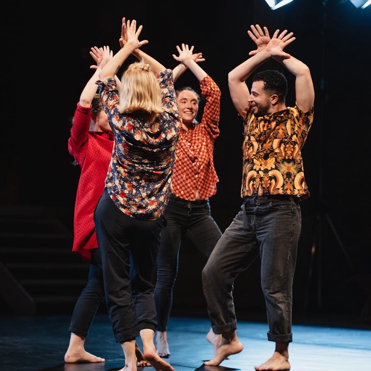 💫 Il viaggio di 𝐁𝐄𝐘𝐎𝐍𝐃 𝐁𝐎𝐑𝐃𝐄𝐑𝐒 continua! Dopo la presentazione di ieri sera ad Art Factory International, ci spostiamo in Brianza! Appuntamento domani alle ore 18:00 a Villa Scaccabarozzi (Via Cottolengo 20, Usmate Velate) con 𝐁𝐨𝐝𝐲/𝐅𝐞𝐬𝐭𝐨 e 𝐂𝐨𝐧𝐟𝐢𝐧𝐢!