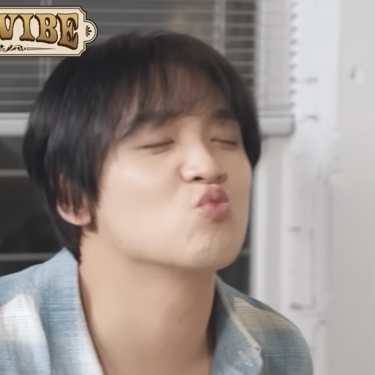 내 반려말랑빵죽이
하루종일주물럭거릴거예요