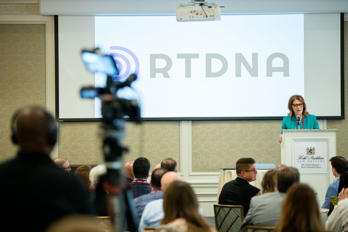 RTDNA's tweet image. “The contribution and impact local journalists can have on a community is so meaningful and so rewarding.” 

Watch Sandy Breland, EVP &amp;amp; COO of @GrayMediaGTN, accept the 2025 John F. Hogan Award at #RTDNA25 and reflect on journalism’s purpose. 

Watch now: buff.ly/TMWrWKA