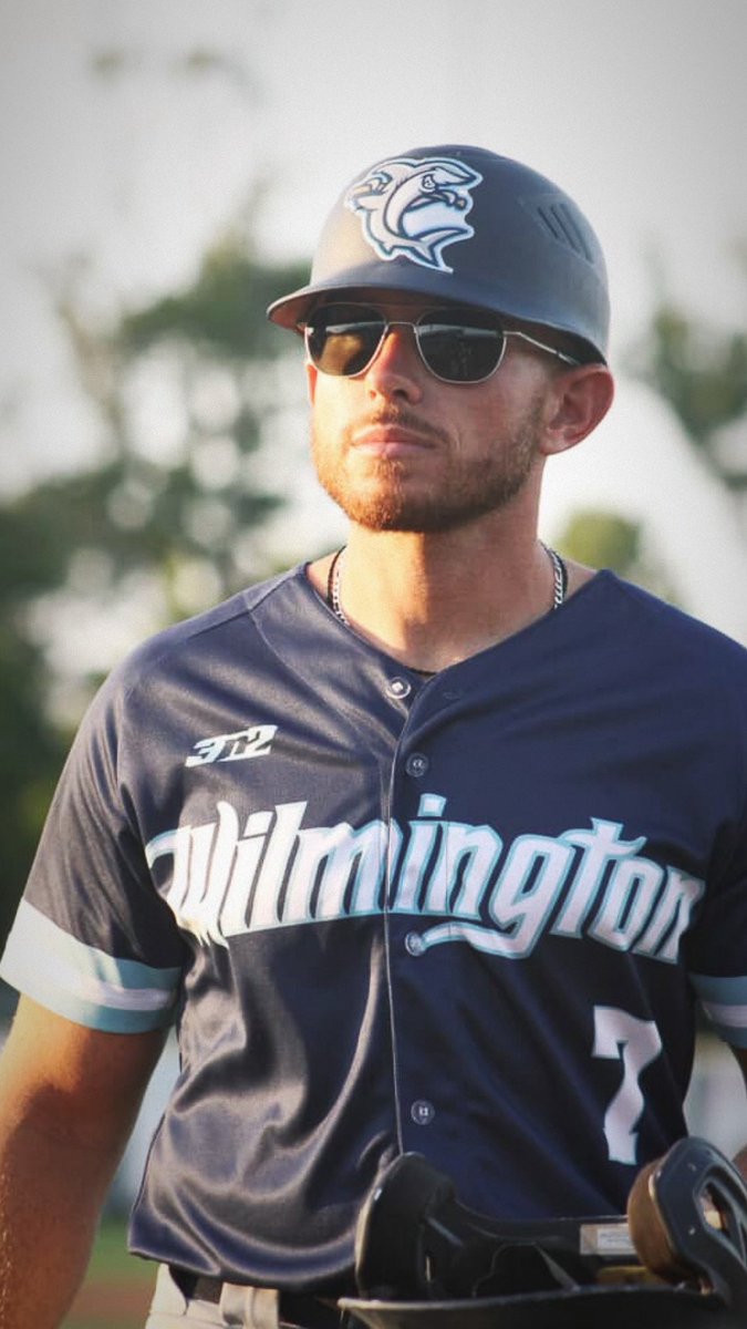 Pressure exposes pretenders.
The ones who stay locked in when it’s loud, when it’s fast, those are the ones who rise.

This game doesn’t owe you anything.
You earn respect. You earn your shot.
And when it comes… You don’t flinch.

#EarnIt #NoShortcuts #WilmingtonSharks