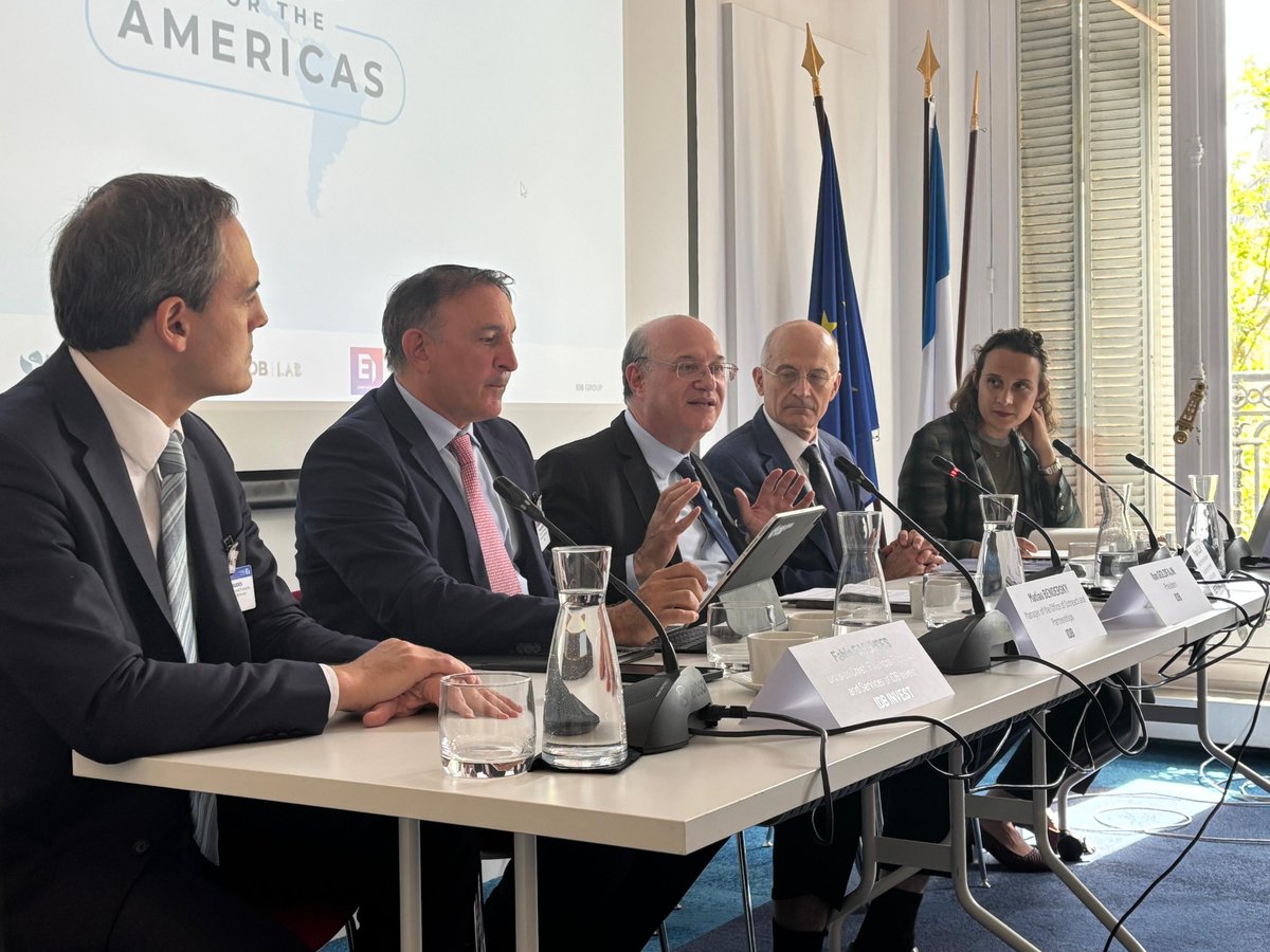 the_IDB's tweet photo. Today in Paris, we launched #BIDfortheAmericas with French businesses. Our platform connects global companies with real opportunities in the region—through procurement, trade and investment promotion, and cofinancing. 

#LatinAmerica and the #Caribbean are strategic partners for #Europe and together with @BIDInvest and @IDB_Lab we are working as a bridge between LAC and #France!

👉 Read more: https://t.co/zqBkjXzgEZ

***
Aujourd’hui à Paris, nous avons lancé l’initiative #BIDfortheAmericas aux côtés d’entreprises françaises. Notre plateforme vise à connecter les entreprises mondiales à de véritables opportunités dans la région — à travers les marchés publics, la promotion du commerce et des investissements, ainsi que le cofinancement.

L’Amérique latine et les Caraïbes sont des partenaires stratégiques pour l’Europe. Avec @BIDInvest et @IDB_Lab, nous agissons comme un pont entre la région et la France!

👉 En savoir plus:  https://t.co/zqBkjXzgEZ

@FabrizioOpertti @Mat9Ben @fjfagundes
