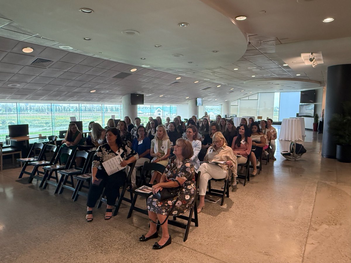 horseracingwmn's tweet image. Weβre off to a great start at our first-ever event @WoodbineTB! π΄
@EJWilson81 #HorseRacingWomen