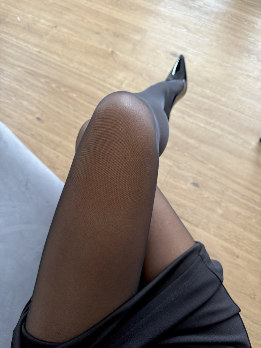 Do you like it when I cross my legs like this?