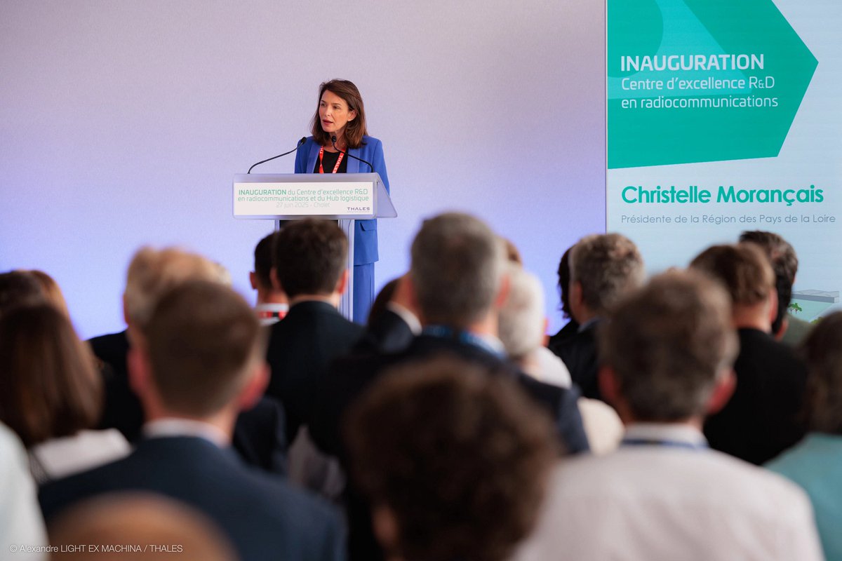 C_MORANCAIS's tweet image. J'ai eu l'immense honneur de participer à l'inauguration du nouveau centre d’excellence en radiocommunications de Thalès à Cholet. Ce matin j'ai ressenti une bouffé d'oxygène, en me retrouvant au cœur de ce projet exceptionnel, au cœur de ce site de recherche unique, au cœur de…