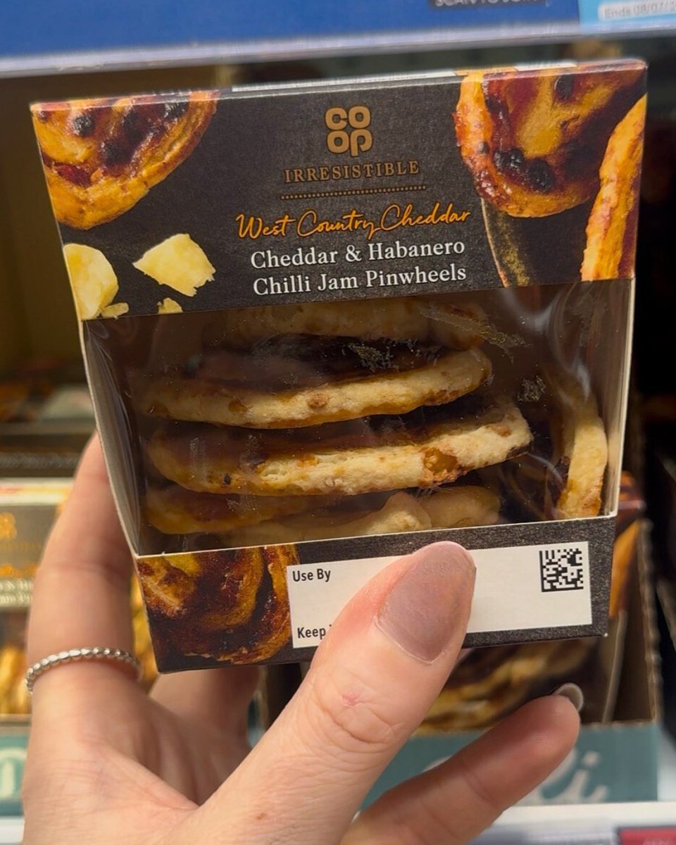 Loving seeing the new products in the <a href="/coopuk/">Co-op</a> 3 for 2 picnic range, these Irresistible Cheddar &amp; Habanero Chilli Jam Pinwheels look amazing! 😍 coop.uk/3THtAvs