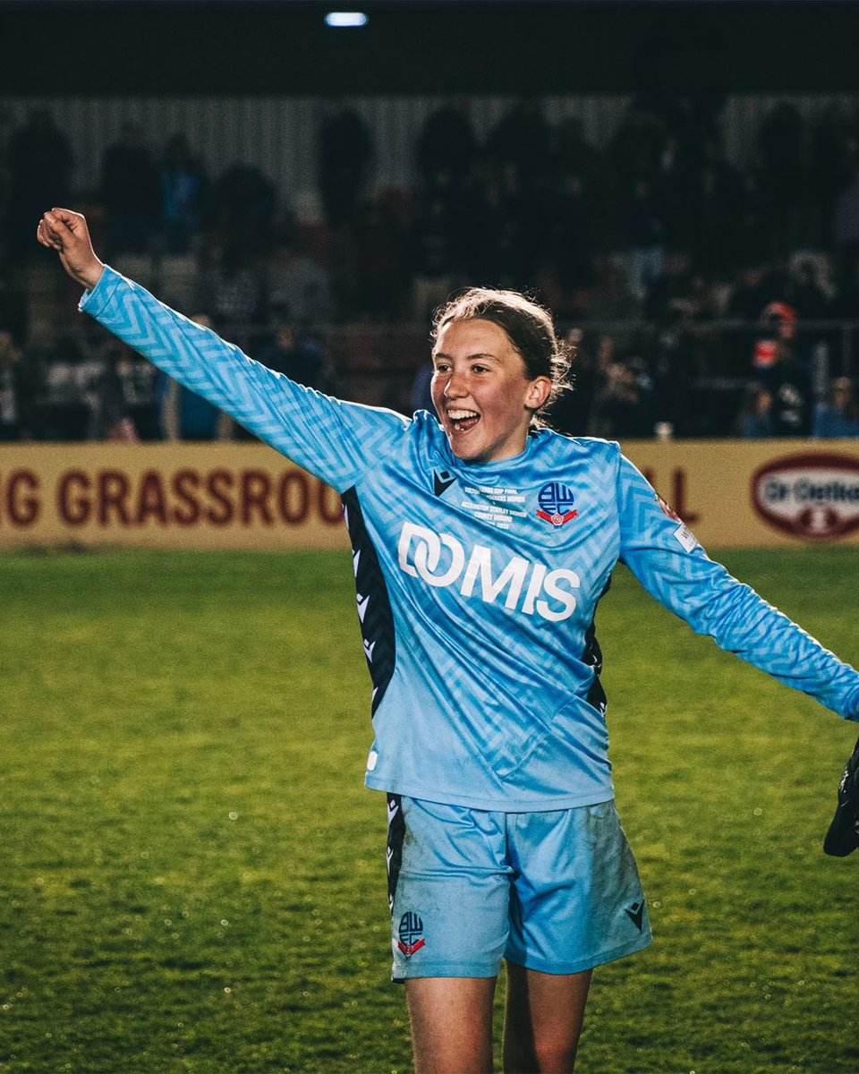 Bolton fan. Season ticket holder. Living the dream. 🤍

Time to make more memories, Annabelle 💪

#bwfc