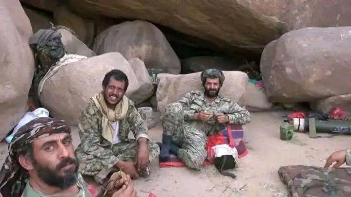 مثل هؤلاء يجب أن يكونو ترند #اليمن 
بأجمل ظهور و أقوى موقف يجب أن نفتخر بهم دوماً وعدم نسيانهم فهم صناع النصر  وليس صور الفنانات والمطربات ..