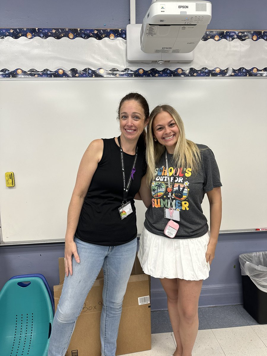 We did it! 🤍☀️🎉 <a href="/Jackson_Ave/">Jackson Ave School</a> #MineolaProud