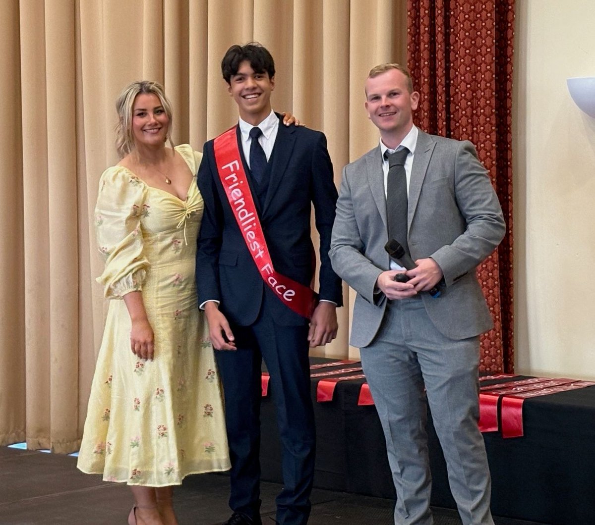 📩 What a busy but incredible week we have had! 

Please take a look at our weekly email (which should be in parents'/carers' inboxes now) to get all the news and updates, or you can read it online here: millthorpeschool.co.uk/2025/06/weekly… 

Have a lovely weekend, see you on Monday! 😁 😎