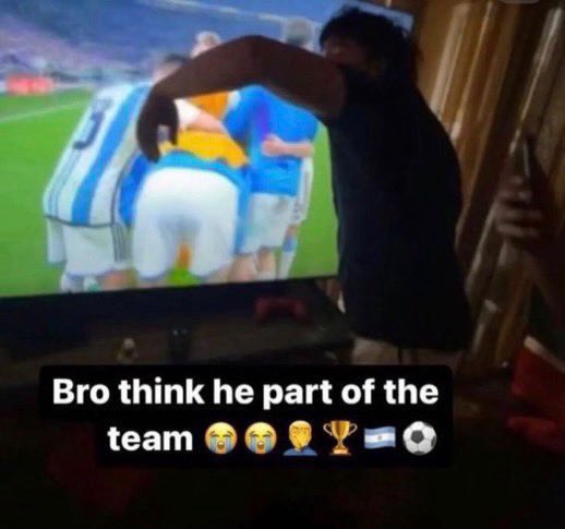 me watching glasto from my computer tonight