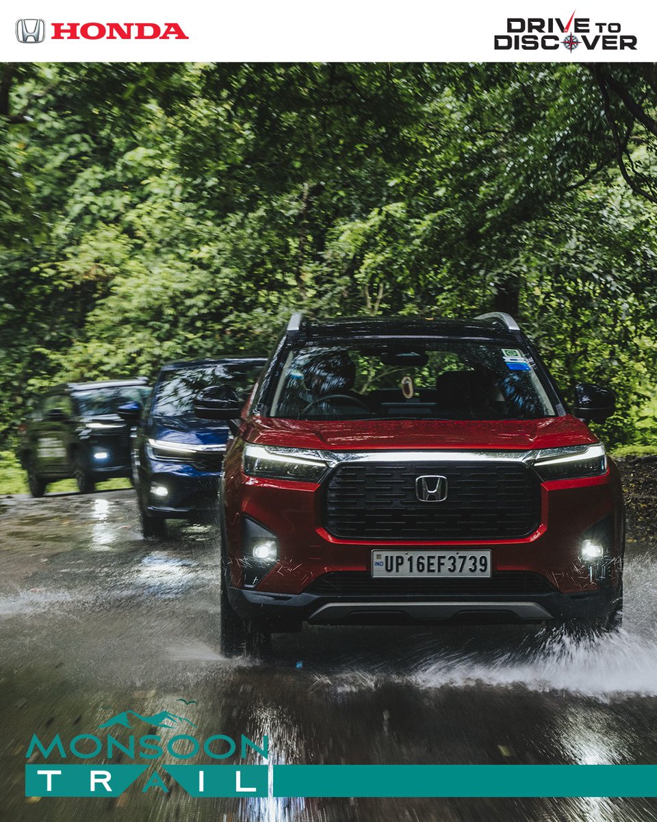 HondaCarIndia's tweet photo. Hello from the beautiful land of Kerala! On Day 2 of our #DriveToDiscover, we took the #MonsoonTrail to where clouds touch tea gardens. Munnar, here we come!
#DriveToDiscover13 #HondaCars #HondaCarsIndia #MonsoonTrail https://t.co/P1FxReZkov