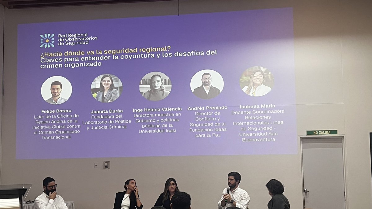 🚨 ¿Hacia dónde va la seguridad regional?

<a href="/Felipe_BoteroE/">Felipe Botero E</a> 
<a href="/juanitadvelez/">Juanita Durán</a> 
<a href="/valencia_inge/">Inge Helena Valencia</a> <a href="/icesi/">Universidad Icesi</a> 
<a href="/andrespreciado3/">Andrés Preciado</a> <a href="/ideaspaz/">Fundación Ideas para la Paz</a> 
<a href="/IsabellaMarinJ/">Isabella Marín J</a> <a href="/USBCali/">Universidad de San Buenaventura Cali</a>