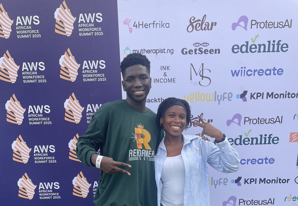 EbuhWhitney's tweet image. At #AWS2025, also met my lead @SokeyeA