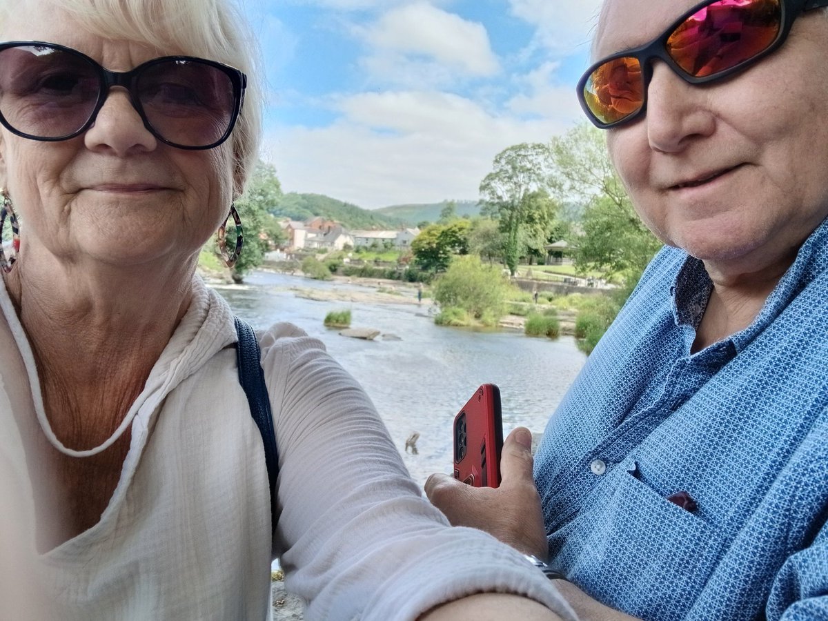 lynnellenbooth's tweet photo. Hope you've had a fab Friday.
Another warm day.. Staying Further inland at Llangollen until Monday in a beautiful coach house B&B..
#riverewalks #coffeestops #ragandbonemanplayingoutsidenearby https://t.co/xqEoMEDLyE