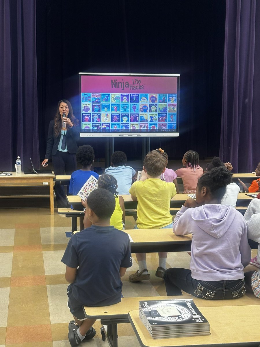 nhinjas's tweet image. Today, a little boy told me, “I wanna start a company so I can hire my mom.” 🥹💖 These kids at East Linden Elementary in Columbus, OHIO reminded me why we do what we do. Big hearts. Big dreams. Big futures. #EntrepreneurNinja #InspireTheNextGeneration