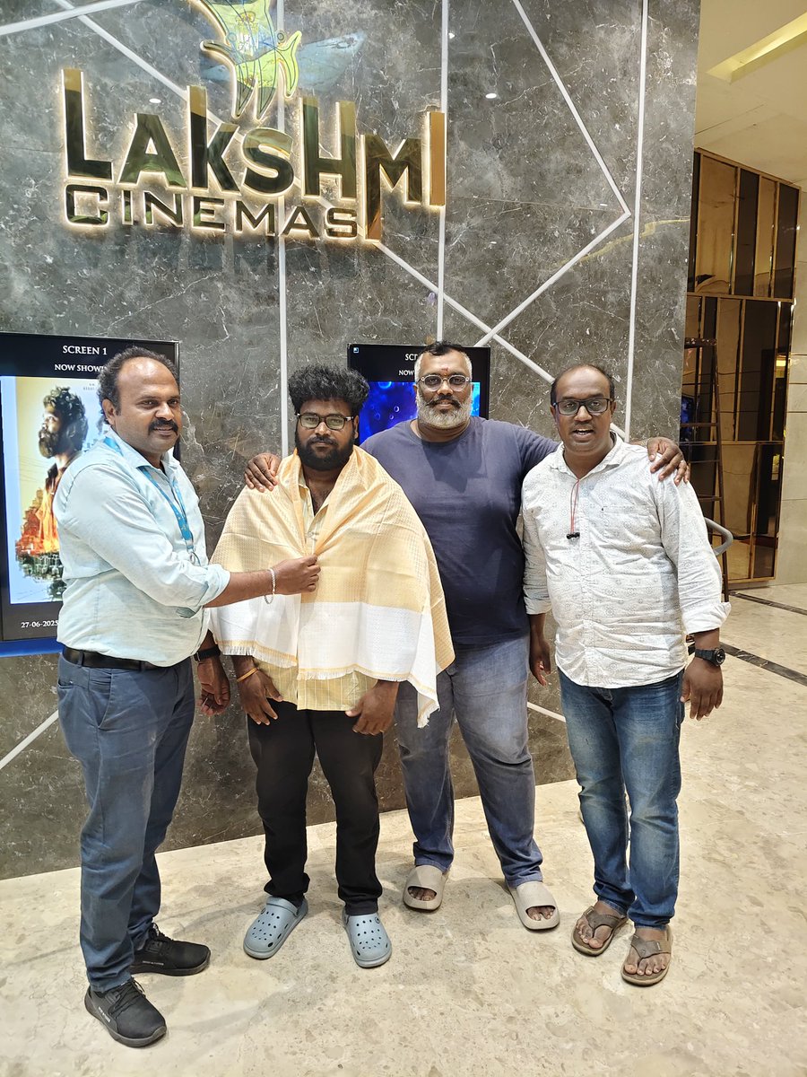 Rajkumar VG🇮🇳 (@rajvg) on Twitter photo Warm welcome💐 Mr.Shakthi from <a href="/Ksakthi14/">K.SAKTHIMUTHU</a> We're thrilled to have you at <a href="/lakshmicinema/">Lakshmi Cinemas Hosur</a> <a href="/lakshmi_devi_/">Lakshmi Devi Theatre</a> Thanks for joining us enjoy the show🙌🙌 <a href="/Shivashankm/">Shivashankar</a> <a href="/Moviesupdates_/">Hosur_cine_hub</a> <a href="/ChandruReviews/">chandru silver screen</a> <a href="/Puneeth51555/">Sundar 𓂀</a> <a href="/CinemasHosur/">Hosur Movies Updates</a> Warm welcome💐 Mr.Shakthi from <a href="/Ksakthi14/">K.SAKTHIMUTHU</a> We're thrilled to have you at <a href="/lakshmicinema/">Lakshmi Cinemas Hosur</a> <a href="/lakshmi_devi_/">Lakshmi Devi Theatre</a> Thanks for joining us enjoy the show🙌🙌 <a href="/Shivashankm/">Shivashankar</a> <a href="/Moviesupdates_/">Hosur_cine_hub</a> <a href="/ChandruReviews/">chandru silver screen</a> <a href="/Puneeth51555/">Sundar 𓂀</a> <a href="/CinemasHosur/">Hosur Movies Updates</a>
