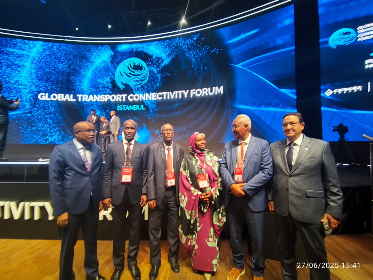 dpfza's tweet image. Today, the Global Transport Connectivity Forum was officially inaugurated by the President Recep Tayyip Erdoğan in Istanbul. The Chairman attended the opening ceremony alongside H.E. Hassan Houmed Ibrahim, Djibouti’s Minister of Infrastructure and Equipment, and H.E. Aden…