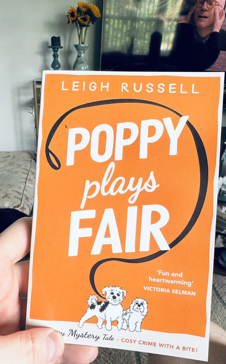 A_ndrew_Reads's tweet image. Feeling a bit under the weather, so I am off to Ashton Mead to visit Emily and Poppy!
This is book 5 in the perfect cosy mystery series by @LeighRussell